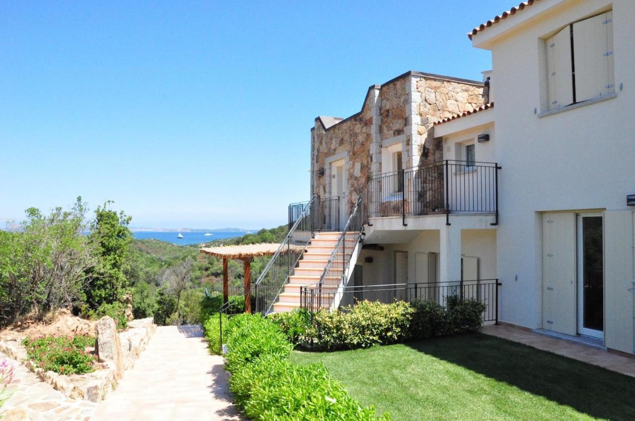 Residence Con Piscina A 4 Km Da Baja Sardinia Cala Bitta 外观 照片