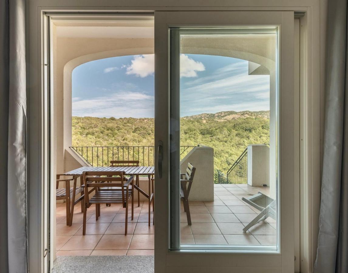 Residence Con Piscina A 4 Km Da Baja Sardinia Cala Bitta 外观 照片